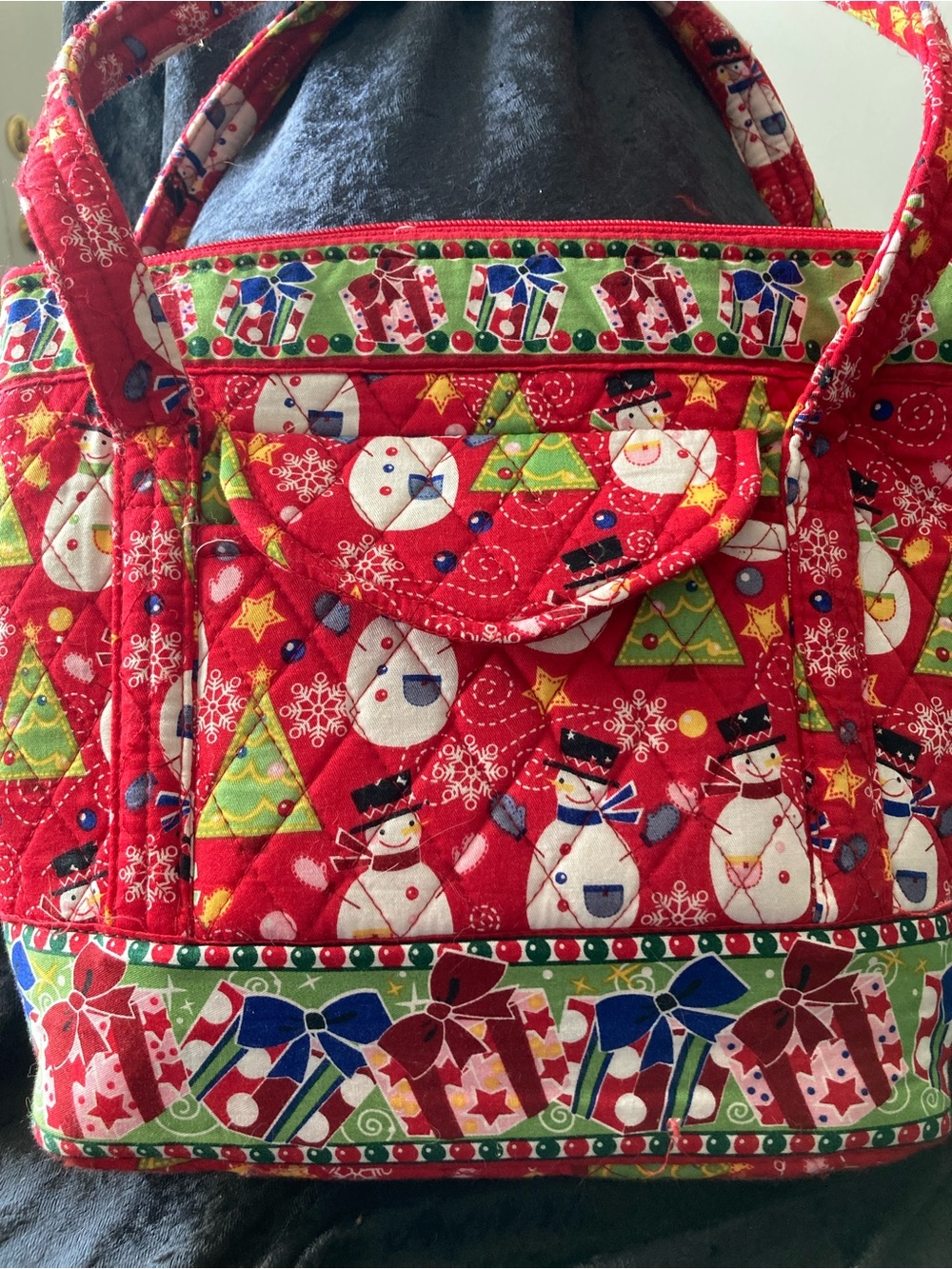 Quilted Red Holiday Snowman Tote Bag w/Matching Wallet - Picture 3 of 16